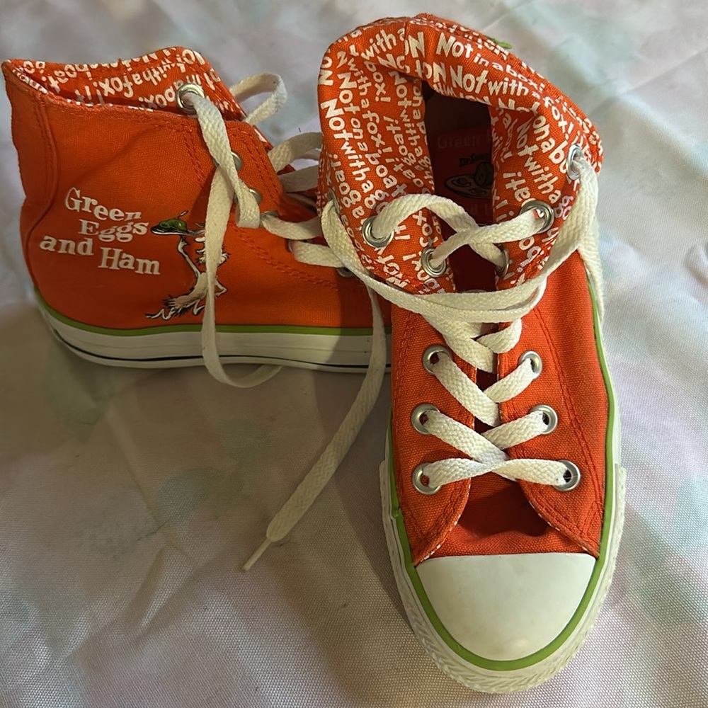 Converse high tops DR SEUSS GREEN EGGS AND HAM LTD EDITION RARE EUC - Picture 2 of 8